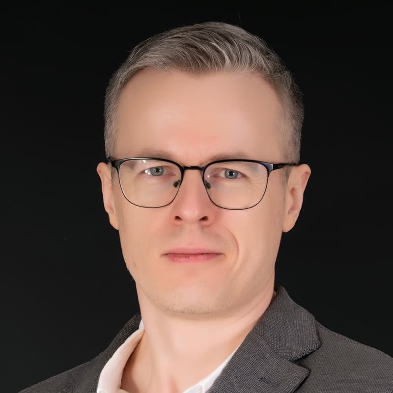 Portrait of Vitali Rassolov, CTO of EcoRig Technologies